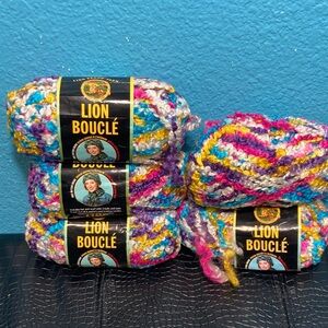 4 NWT + 1 NEW Lion Brand Yarn Lion Bouclé 70g ea Color 201 Sprinkles Lot: 52948